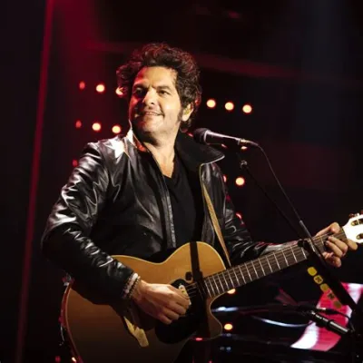 Mathieu Chedid's Infinite Dream Concert: A Parisian Symphony of Sound and Light?